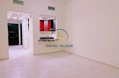 Apartment - Studio - 1 Bathroom for rent in Building 38 to Building 107 - Mediterranean Cluster - Discovery Gardens - Dubai