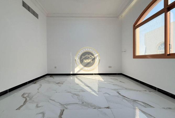 15597660 - Property Image 3