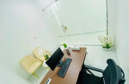 Office Space - Studio - 1 Bathroom for rent in Red Avenue - Al Garhoud - Dubai