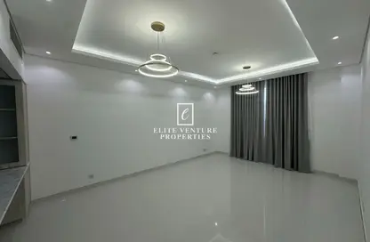 Apartment - 2 Bedrooms - 3 Bathrooms for sale in Easton Court - Motor City - Dubai