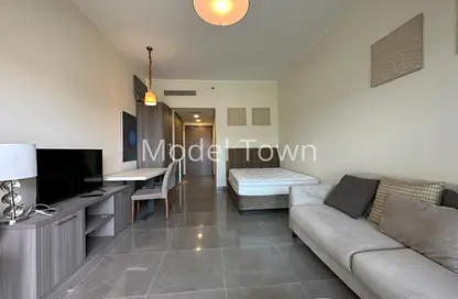 Apartment - Studio - 1 Bathroom for rent in Leonardo Residences - Masdar City - Abu Dhabi