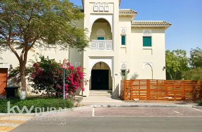فيلا - 4 غرف نوم - 5 حمامات للايجار في قرطاج - القرية الشمالية - الفرجان - دبي