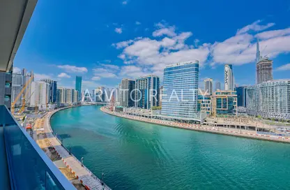 شقة - 2 غرف نوم - 3 حمامات للبيع في ويفز تاور - الخليج التجاري - دبي