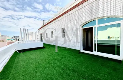 Apartment - 4 Bedrooms - 5 Bathrooms for rent in Al Manhal - Abu Dhabi