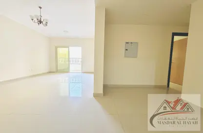 شقة - 2 غرف نوم - 2 حمامات للايجار في بناية مويليح 29 - مويلح - الشارقة