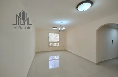 Apartment - 2 Bedrooms - 2 Bathrooms for rent in Shareat Al Mutaredh - Al Mutarad - Al Ain
