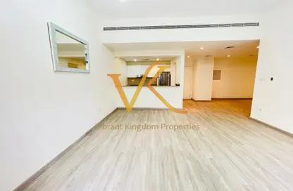 شقة - 3 غرف نوم - 2 حمامات للايجار في الغاف 4 - الغاف - جرينز - دبي شقة - 3 غرف نوم - 2 حمامات للايجار في الغاف 4 - الغاف - جرينز - دبي