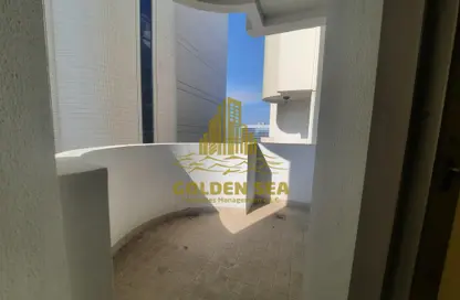 Balcony image for: Apartment - 2 Bedrooms - 2 Bathrooms for rent in East Corniche road - Hamdan Street - Abu Dhabi, Image 1