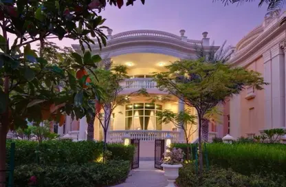 Villa - 4 Bedrooms - 6 Bathrooms for rent in Kempinski Palm Residence - The Crescent - Palm Jumeirah - Dubai