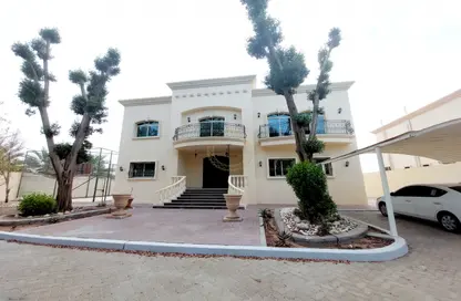 Villa - 4 Bedrooms - 5 Bathrooms for rent in Mueifia - Al Markhaniya - Al Ain