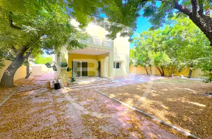 Villa - 3 Bedrooms - 4 Bathrooms for sale in Meadows 8 - Meadows - Dubai