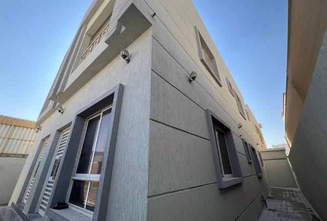 15600030 - Property Image 2