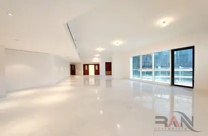 Penthouse - 4 Bedrooms - 5 Bathrooms for rent in Al Shaheen Tower - Al Khalidiya - Abu Dhabi