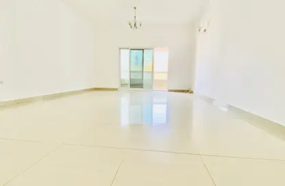 Apartment - 2 Bedrooms - 3 Bathrooms for rent in Hend Tower - Al Taawun Street - Al Taawun - Sharjah