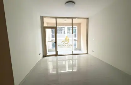 شقة - 2 غرف نوم - 3 حمامات للايجار في مبنى مويلح - مويلح - الشارقة شقة - 2 غرف نوم - 3 حمامات للايجار في مبنى مويلح - مويلح - الشارقة