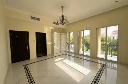 فيلا - 5 غرف نوم - 6 حمامات للايجار في ذو سنترو - الفيلا - دبي