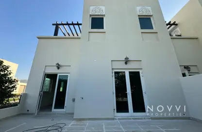 تاون هاوس - 3 غرف نوم - 4 حمامات للايجار في قرطاج - القرية الشمالية - الفرجان - دبي