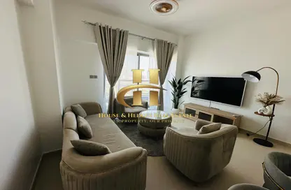 Apartment - 1 Bedroom - 2 Bathrooms for rent in Jeewar - Jumeirah Village Circle - Dubai