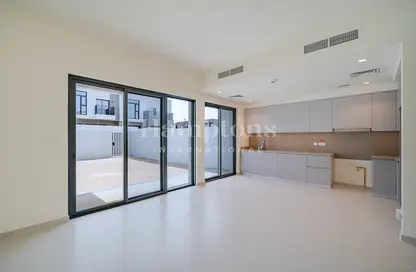 Townhouse - 3 Bedrooms - 3 Bathrooms for rent in Greenviews 2 - EMAAR South - Dubai South (Dubai World Central) - Dubai