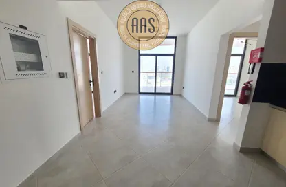 Apartment - 3 Bedrooms - 3 Bathrooms for rent in Binghatti Avenue - Al Jaddaf - Dubai