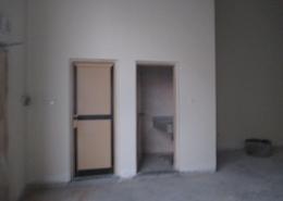 Warehouse - 1 bathroom for rent in Phase 1 - Dubai Investment Park - Dubai