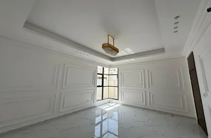 Villa - 5 Bedrooms - 5 Bathrooms for sale in Al Yasmeen - Ajman