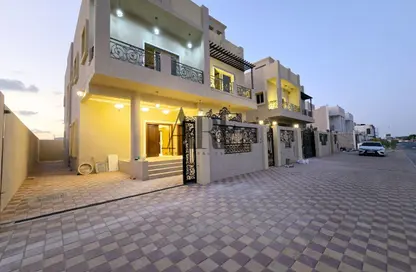 فيلا - 5 غرف نوم - 6 حمامات للبيع في الحليو 2 - الحليو - عجمان