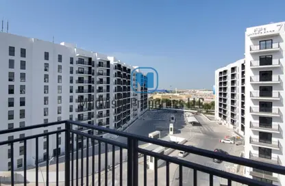 Apartment - 1 Bedroom - 1 Bathroom for rent in Waters Edge - Yas Island - Abu Dhabi