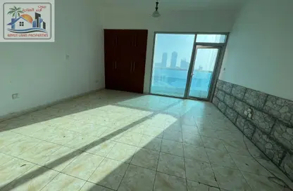شقة - 2 غرف نوم - 3 حمامات للايجار في المجاز 3 - المجاز - الشارقة