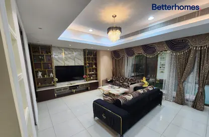 Living Room image for: Townhouse - 4 Bedrooms - 5 Bathrooms for rent in Grand Views - Meydan Gated Community - Meydan - Dubai, Image 1