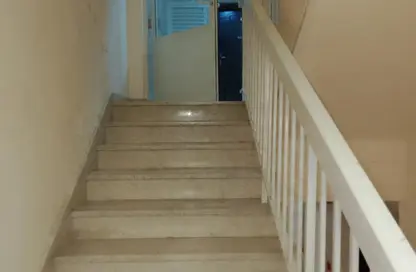 عمارة بالكامل - 8 غرف نوم - 8 حمامات للبيع في مبنى مويلح - مويلح - الشارقة