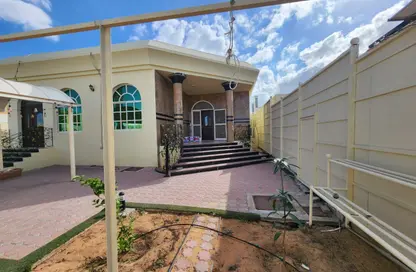 Villa - 3 Bedrooms - 5 Bathrooms for rent in Al Darari - Mughaidir - Sharjah