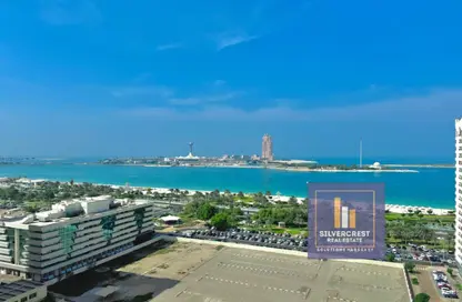 Apartment - 3 Bedrooms - 5 Bathrooms for rent in Corniche Road - Abu Dhabi