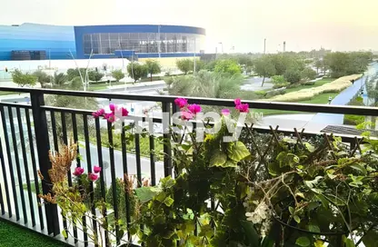 Apartment - 3 Bedrooms - 4 Bathrooms for sale in Waters Edge - Yas Island - Abu Dhabi