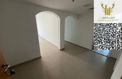 Apartment - 2 Bedrooms - 2 Bathrooms for rent in Al Rumailah building - Al Rumailah 2 - Al Rumaila - Ajman