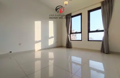 شقة - 2 غرف نوم - 3 حمامات للايجار في مسكن الجداف - الجداف - دبي