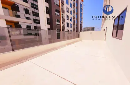Apartment - 2 Bedrooms - 2 Bathrooms for rent in Jumeirah Garden City - Al Satwa - Dubai