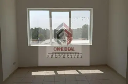 Apartment - 2 Bedrooms - 3 Bathrooms for rent in Central District - Al Ain