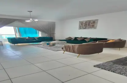 Apartment - 1 Bedroom - 2 Bathrooms for rent in Palm Tower - Al Khan Lagoon - Al Khan - Sharjah