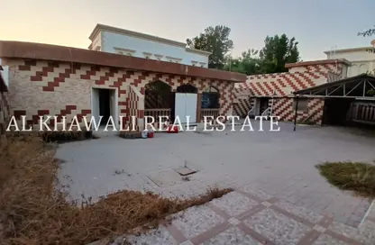 Villa - 4 Bedrooms - 4 Bathrooms for sale in Al Falaj - Al Riqqa - Sharjah