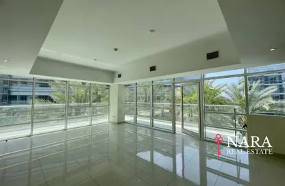 Apartment - 2 Bedrooms - 3 Bathrooms for rent in Al Marasy - Al Bateen - Abu Dhabi