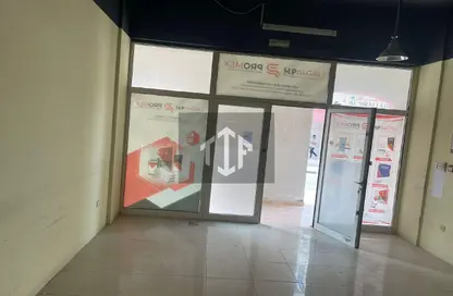 Shop - Studio - 1 Bathroom for rent in Building Y24 - England Cluster - International City - Dubai