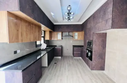 Villa - 5 Bedrooms - 6 Bathrooms for sale in Al Suyoh 1 - Al Suyoh - Sharjah