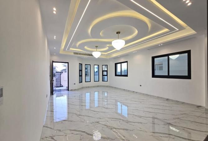 15581402 - Property Image 2