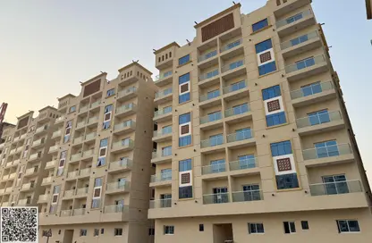 شقة - غرفة نوم - 2 حمامات للبيع في قرية الاميرة - الياسمين - عجمان