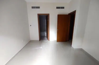 Apartment - 3 Bedrooms - 3 Bathrooms for rent in Muwaileh 3 Building - Muwaileh - Sharjah