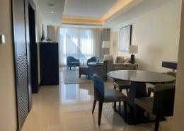 صورةغرفة المعيشة / غرفة الطعام لـ: شقة - 1 غرفة نوم - 2 حمامات للكراء في فندق العنوان داونتاون - دبي وسط المدينة - دبي, صورة 1