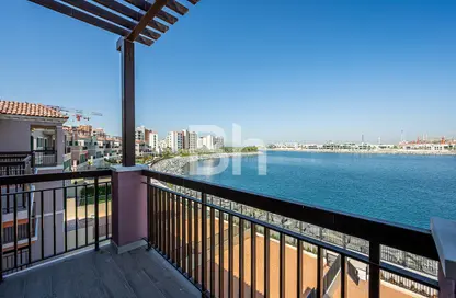 Townhouse - 4 Bedrooms - 5 Bathrooms for sale in Sur La Mer - La Mer - Jumeirah - Dubai