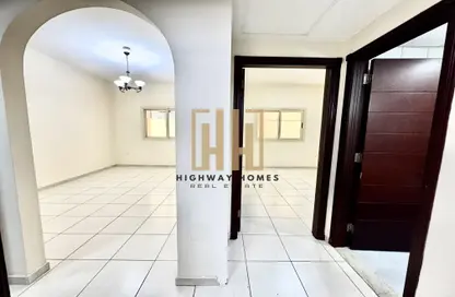 Apartment - 1 Bedroom - 2 Bathrooms for rent in Muwaileh 29 Building - Muwaileh - Sharjah