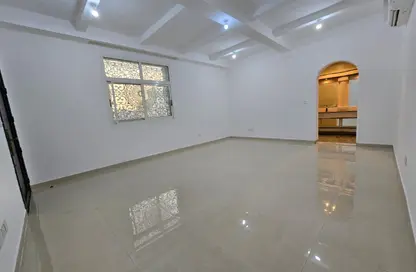 شقة - 3 غرف نوم - 3 حمامات للايجار في مدينة الرياض - أبوظبي